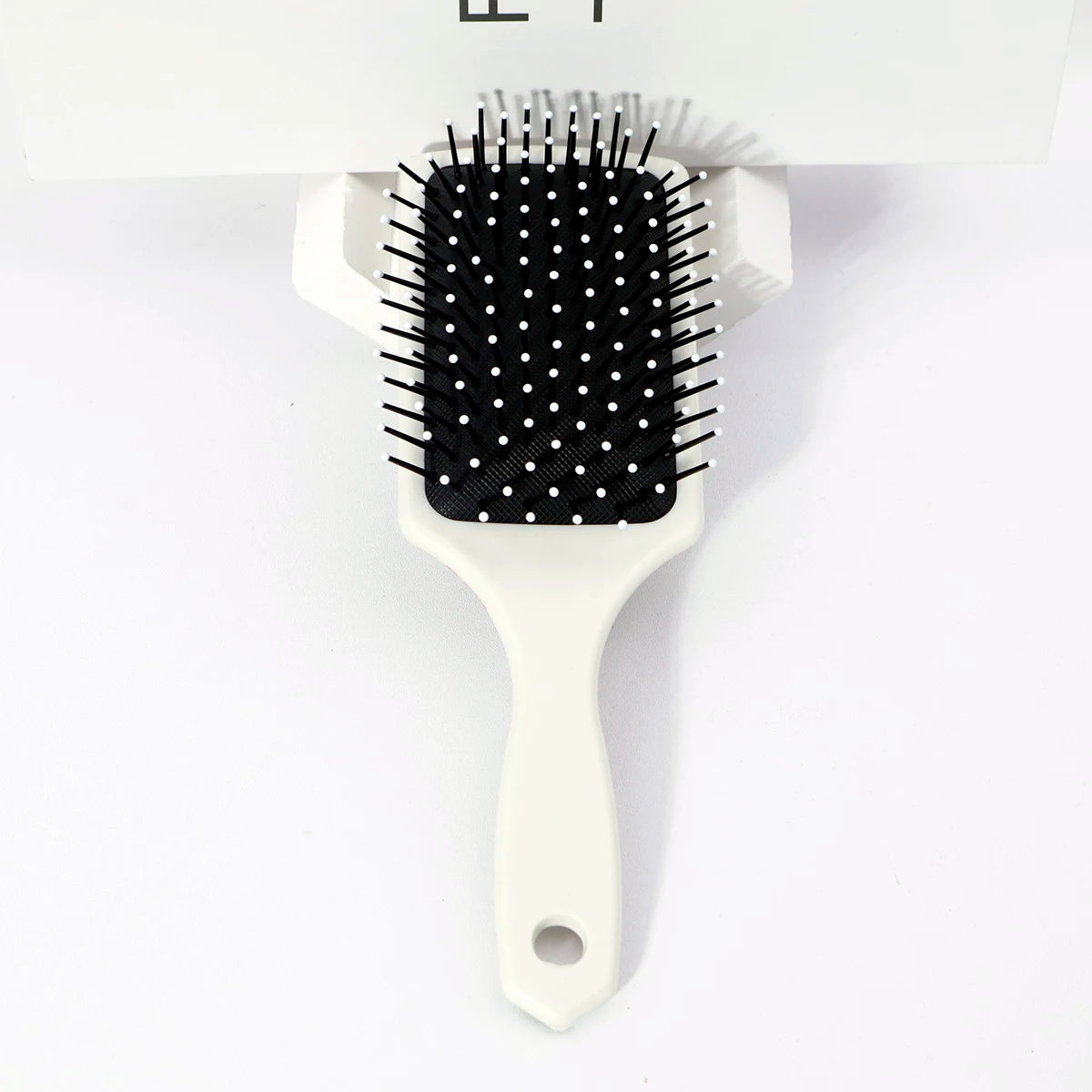 1 pc of fruit themed scalp massage airbag comb -exfoliating brush,gentle styling and relaxation,Special for real hair wigs